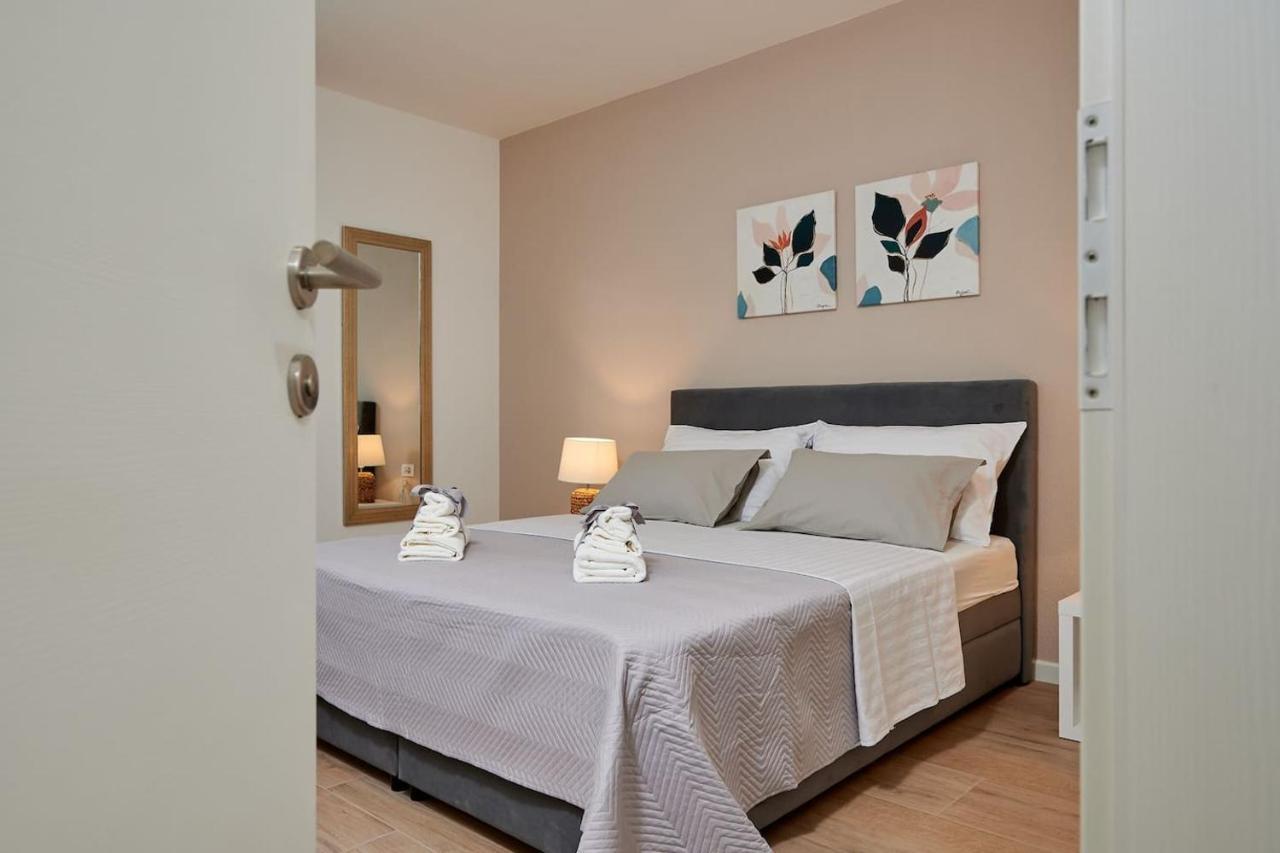 Apartman Babalui Трогир Экстерьер фото