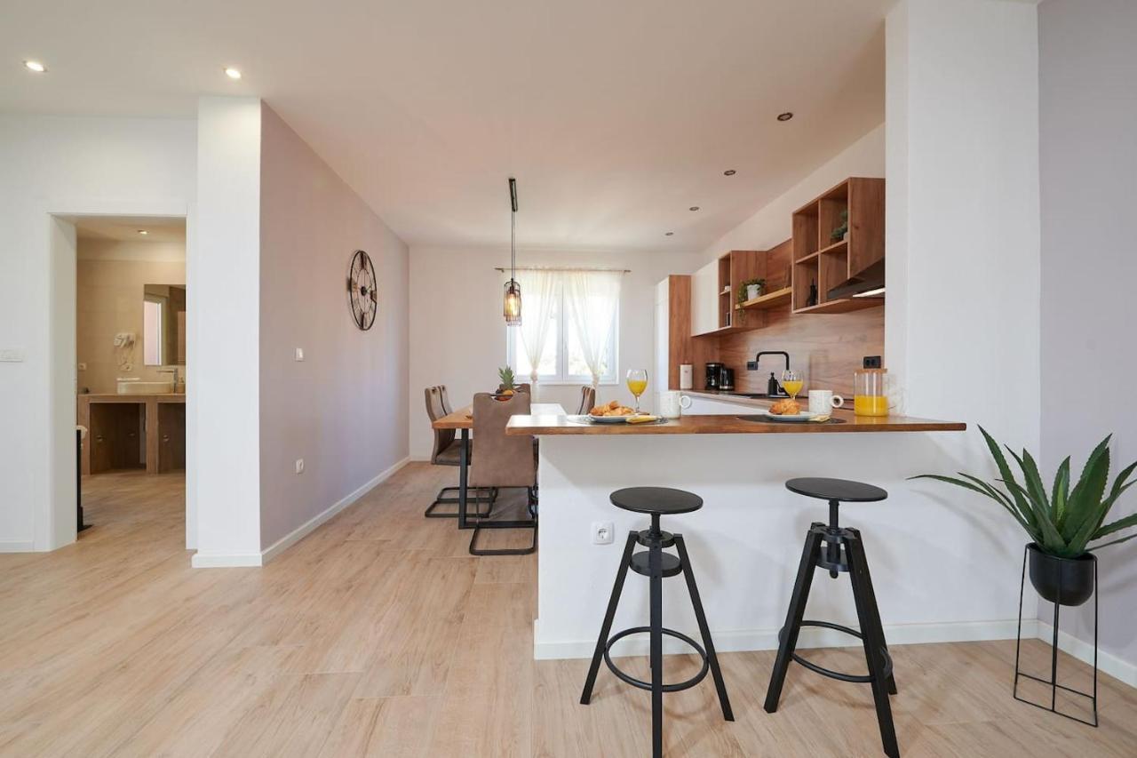 Apartman Babalui Трогир Экстерьер фото