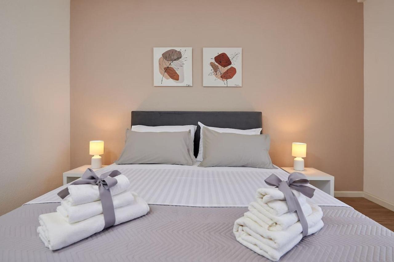 Apartman Babalui Трогир Экстерьер фото