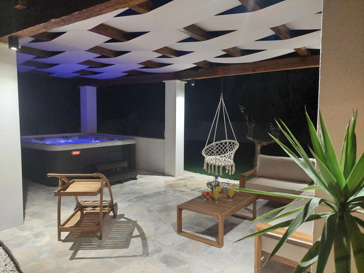 Apartman Babalui Трогир Экстерьер фото